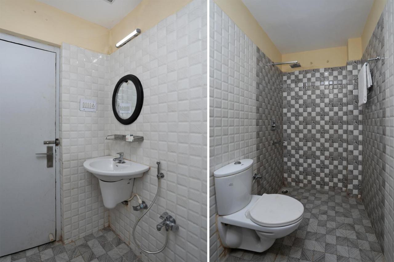 Oyo 4065 Hotel Richi Bhubaneswar Esterno foto