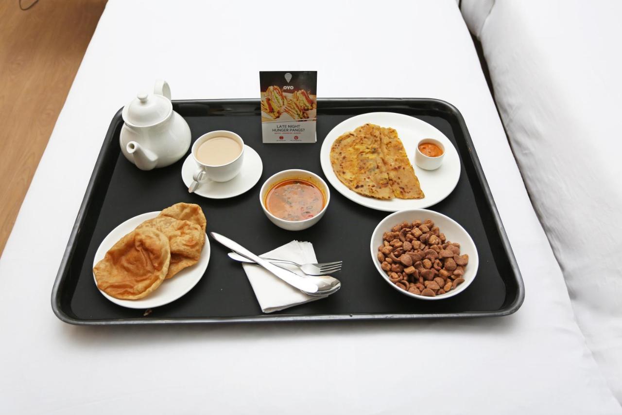 Oyo 4065 Hotel Richi Bhubaneswar Esterno foto