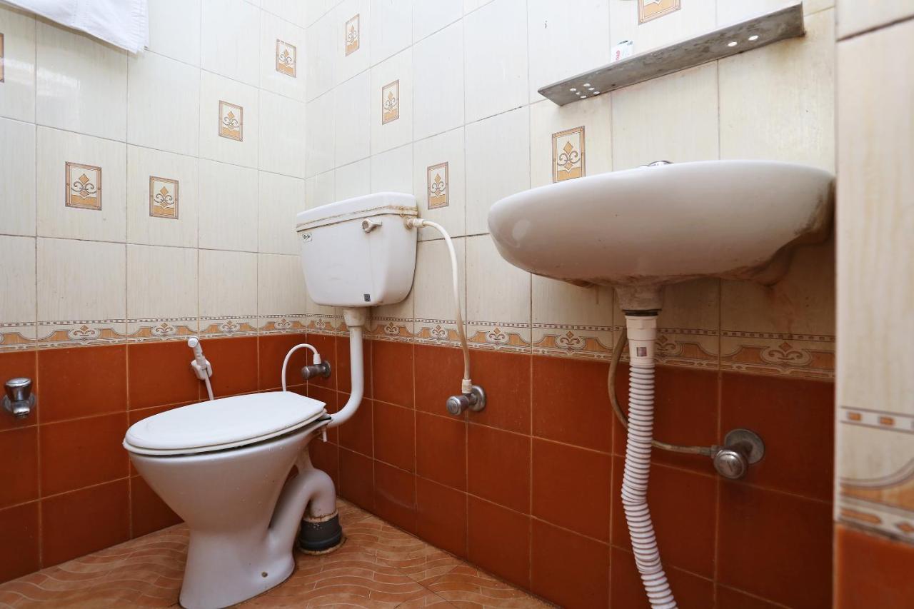 Oyo 4065 Hotel Richi Bhubaneswar Esterno foto