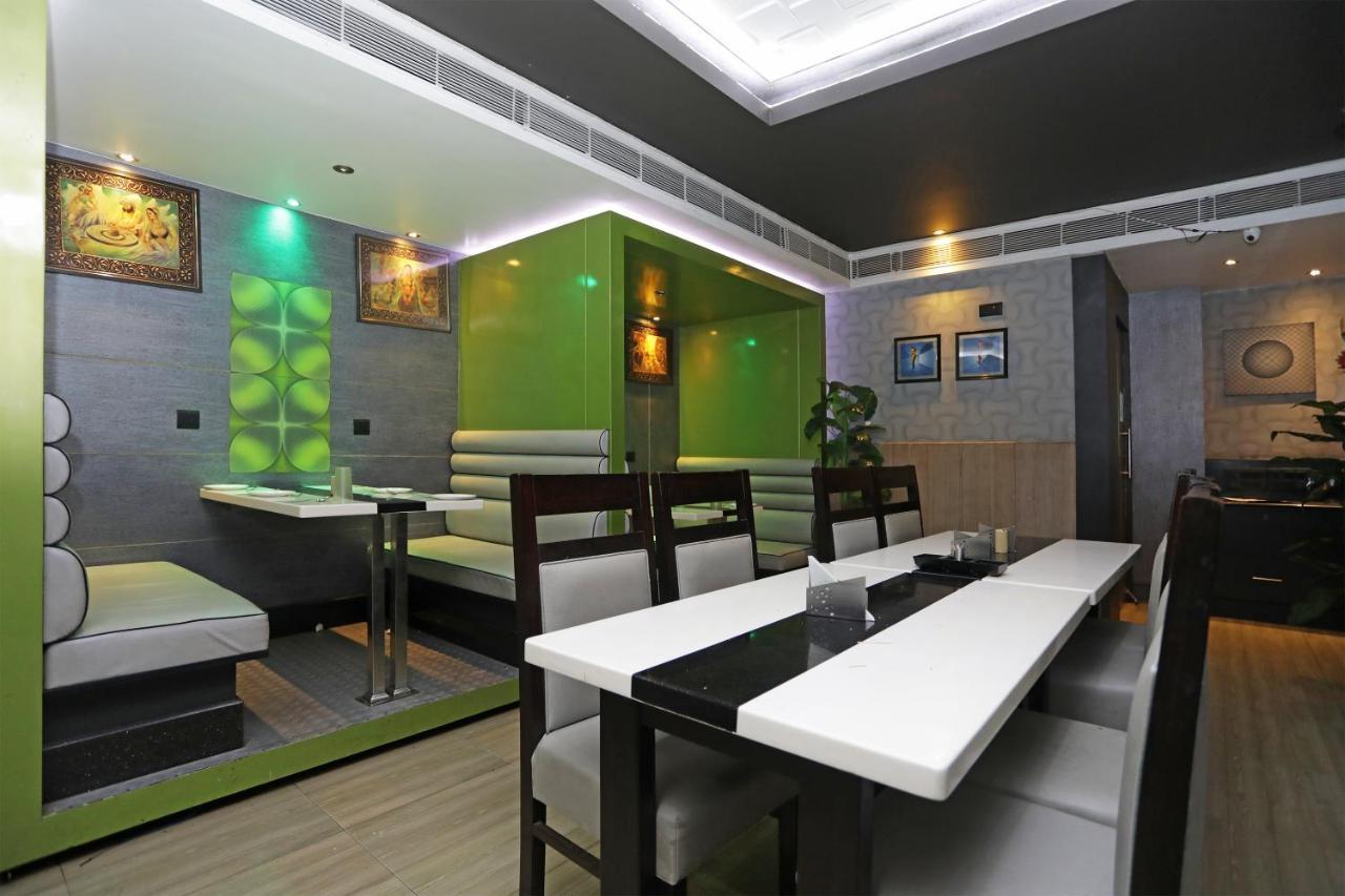Oyo 4065 Hotel Richi Bhubaneswar Esterno foto