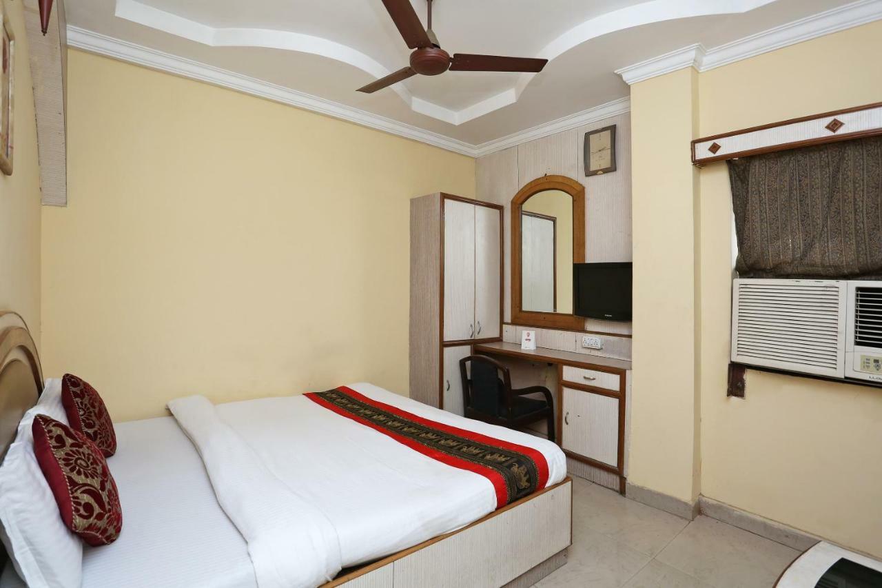 Oyo 4065 Hotel Richi Bhubaneswar Esterno foto