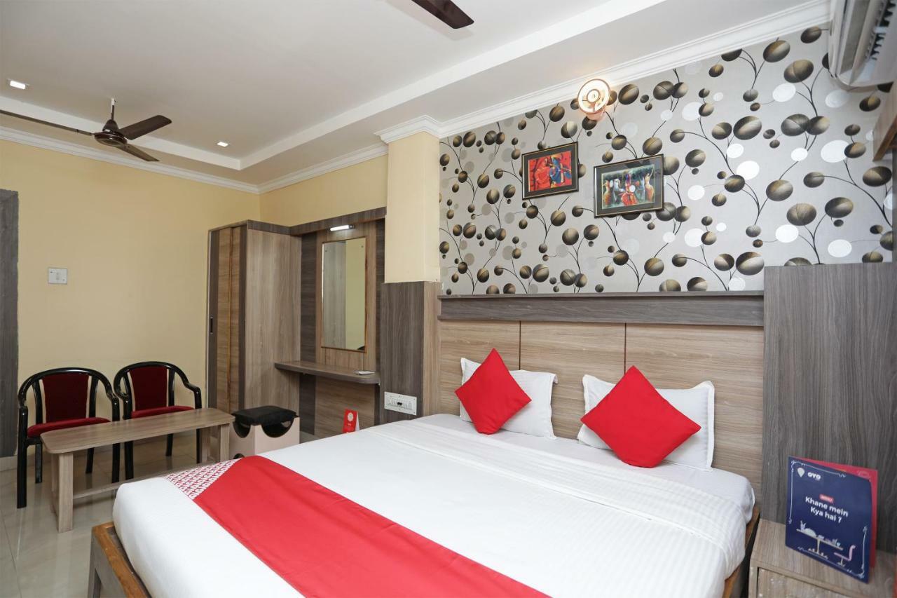 Oyo 4065 Hotel Richi Bhubaneswar Esterno foto